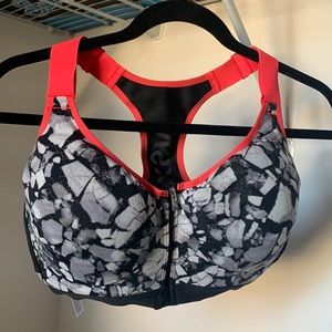 VSX Front-Close Sports Bra 34DDD
